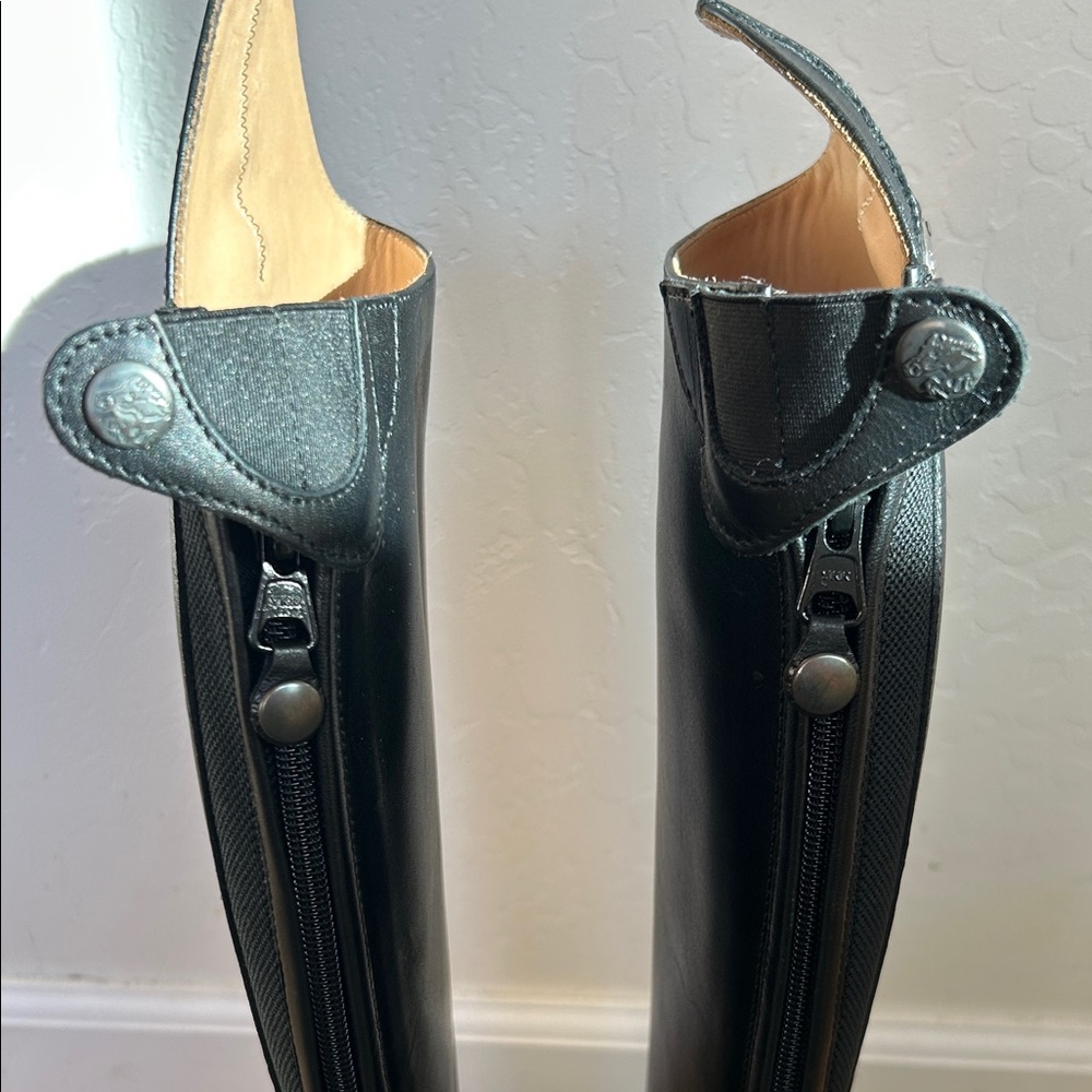 Black Riding Boots - Picture 6 of 10